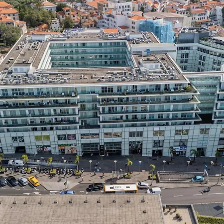 Διαμέρισμα Plaza Φουνκάλ