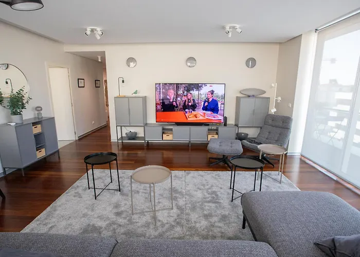 Plaza アパート *