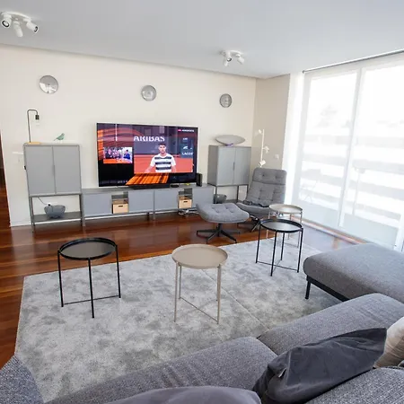 Апартаменты Plaza *